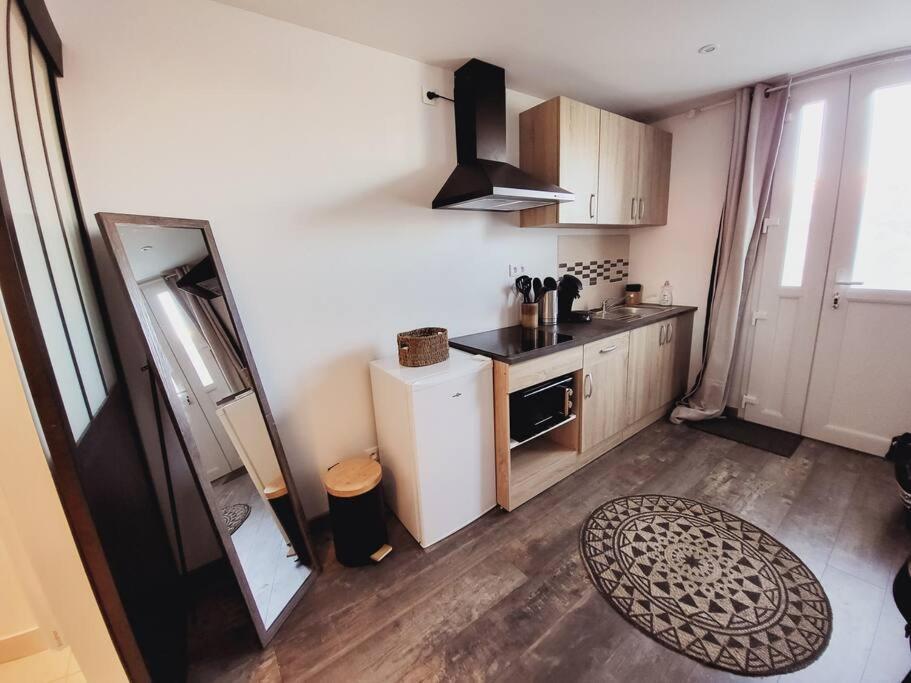 Studio Tout Confort Blaye-Les-Mines Exteriér fotografie